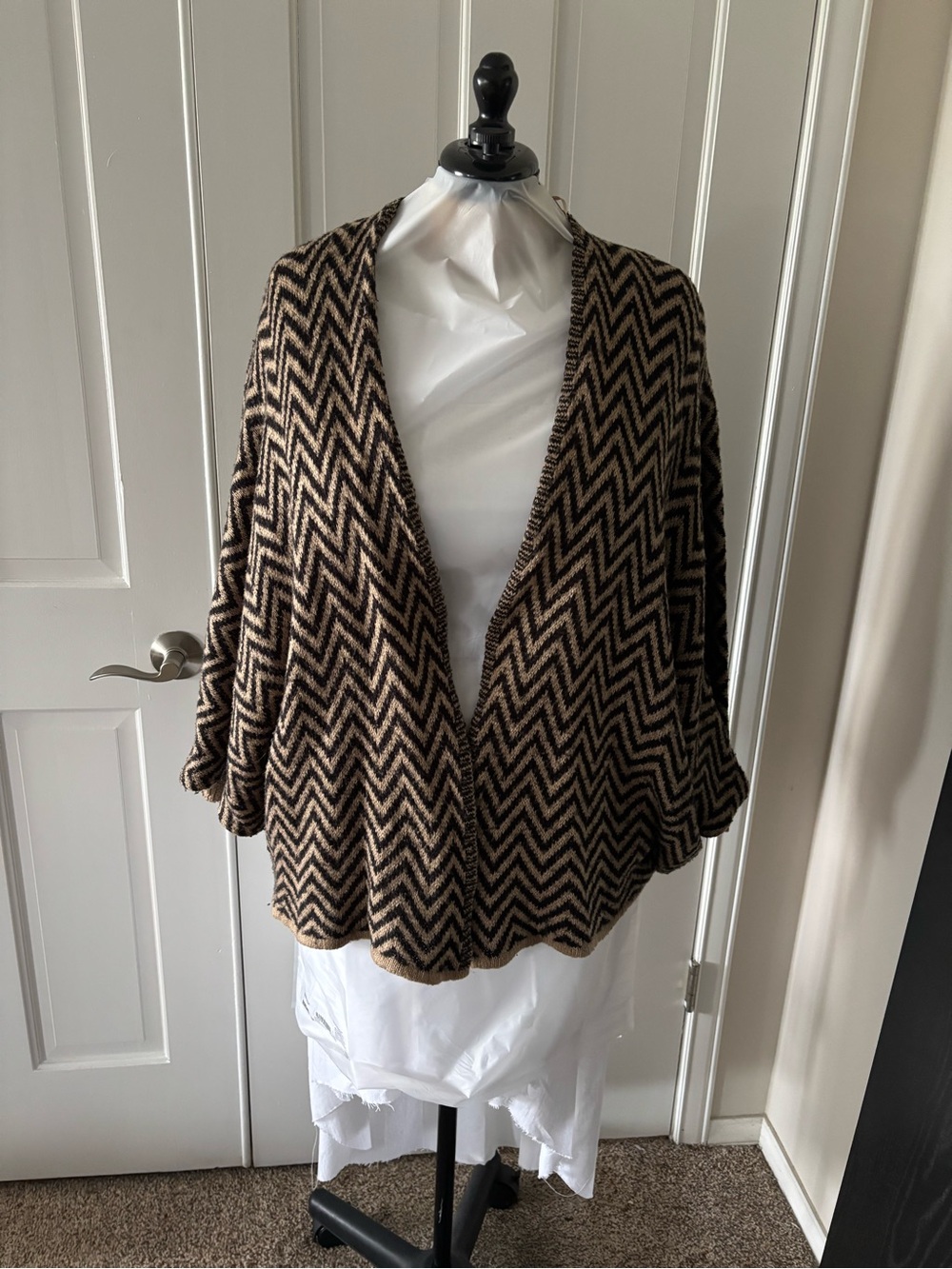 Love By Design Brown and Black Zigzag Open Cardigan